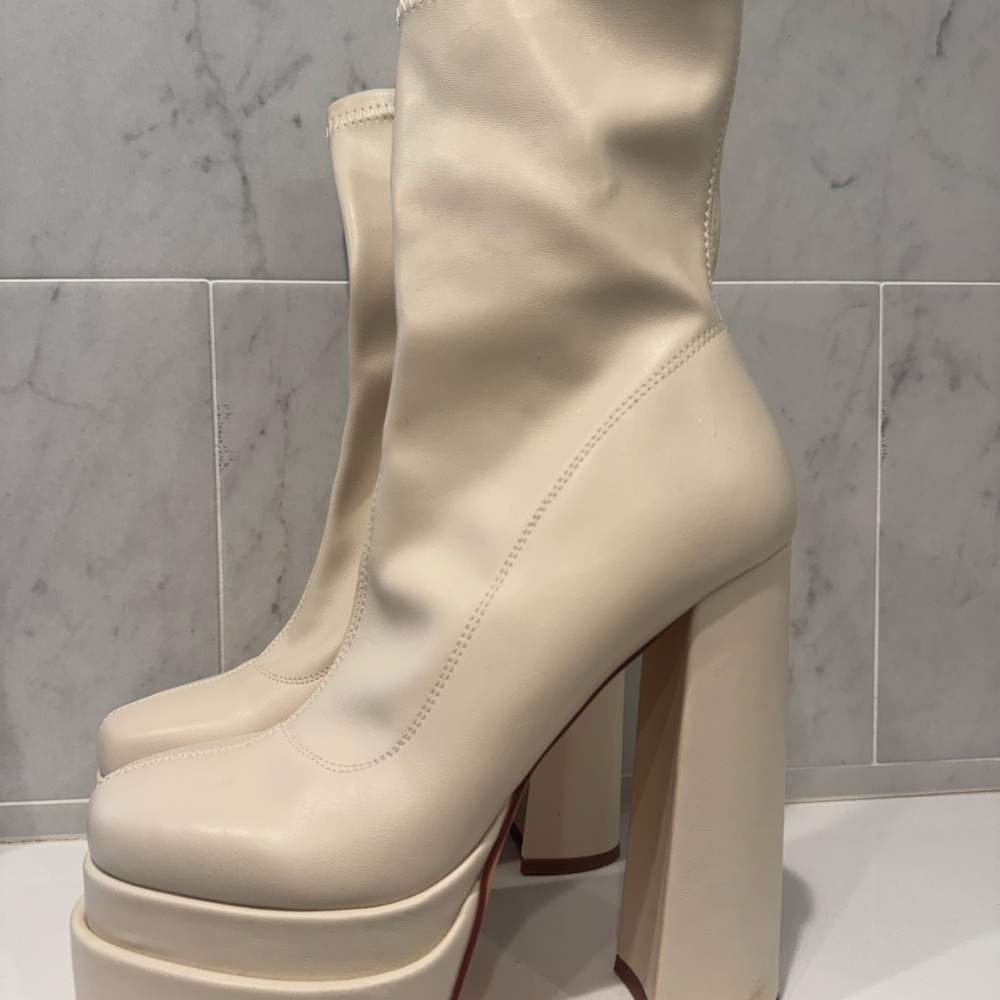 Platform Square Toe Chunky Heel Go Go Boots Women’s Size 7.5